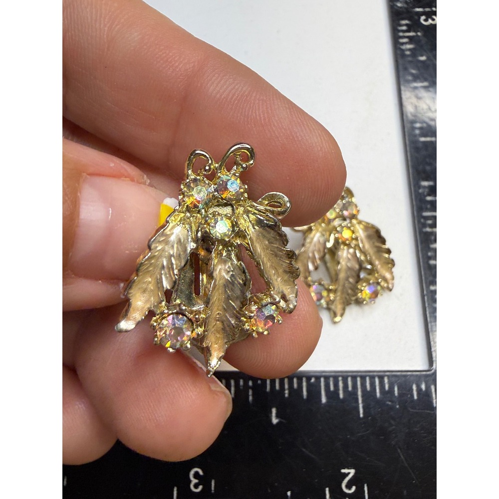 Gold Tone Aurora Borealis Rhinestone Leaf Cluster Clip On Earrings